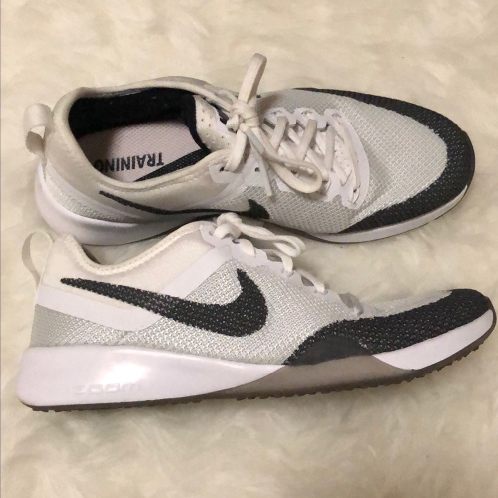 Nike Zoom Dynamic Training Sneakers